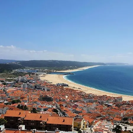 Front Ocean View Nazaré