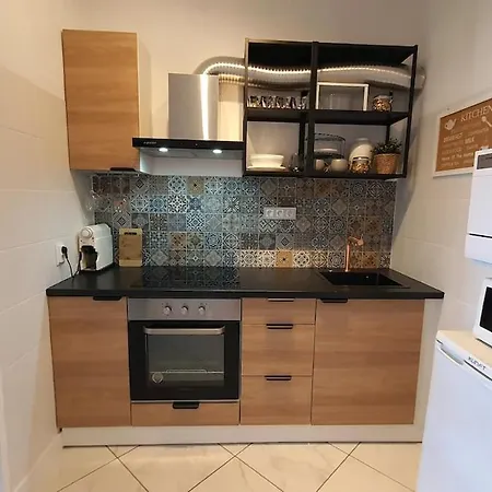 Front Ocean View Apartman *