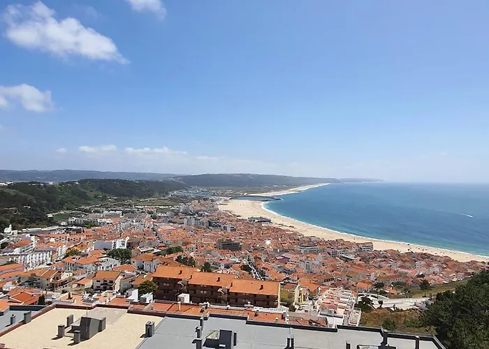 Front Ocean View Nazaré