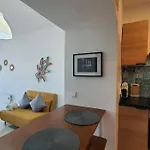 Front Ocean View Apartman
