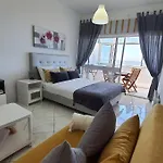 Front Ocean View Apartman Nazaré