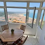 Front Ocean View Apartman Nazaré