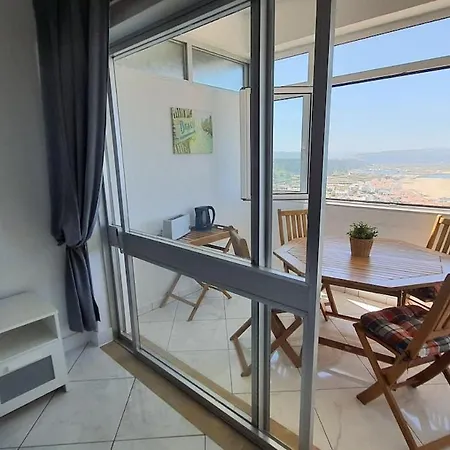 Front Ocean View Apartamento Nazaré